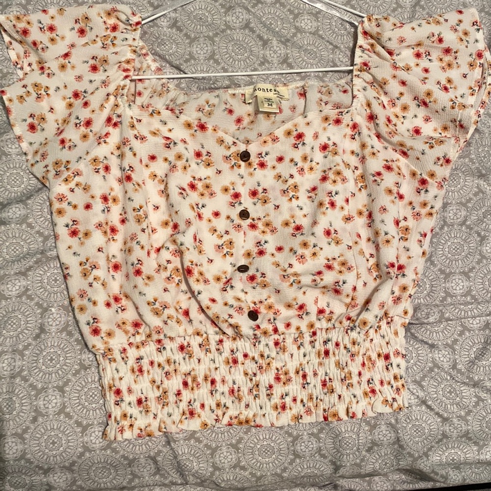 Brand: Monteau Top Size: Medium Color: multicolored
